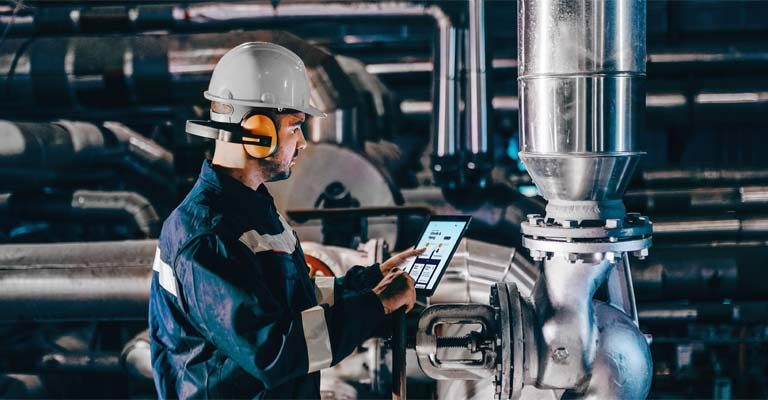 The Future of Facility Maintenance Management Software: IBM Maximo® Explained