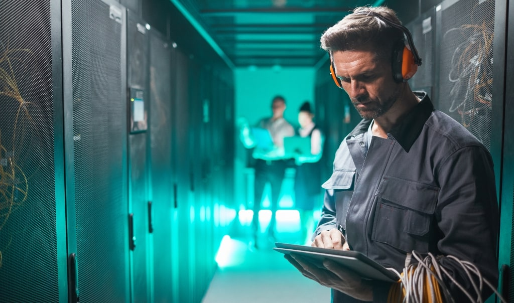 Augmented reality in asset management systems